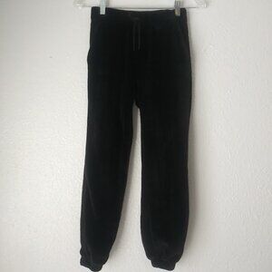 Free Haven girl's size 12 black fleece pants